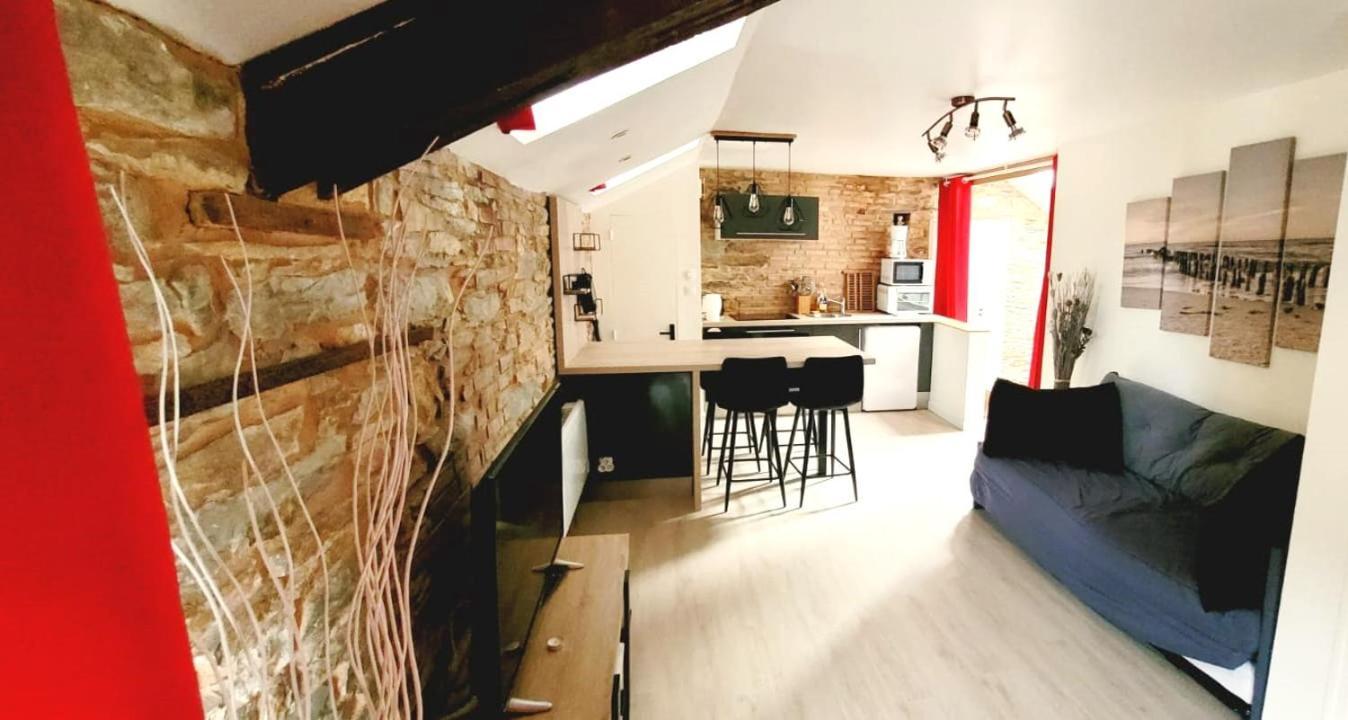 Châteaubriant Appartement De Charme - Centre Ville מראה חיצוני תמונה