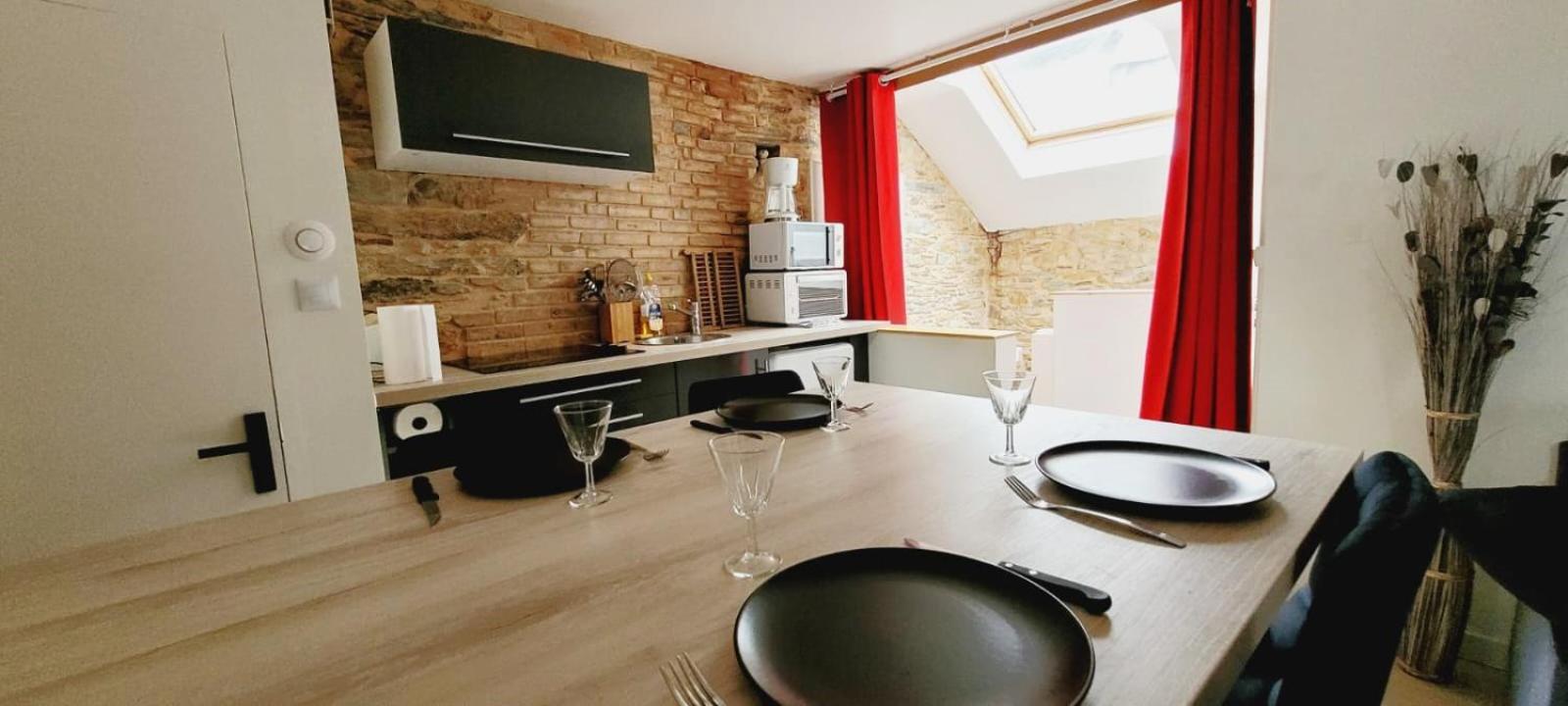 Châteaubriant Appartement De Charme - Centre Ville מראה חיצוני תמונה