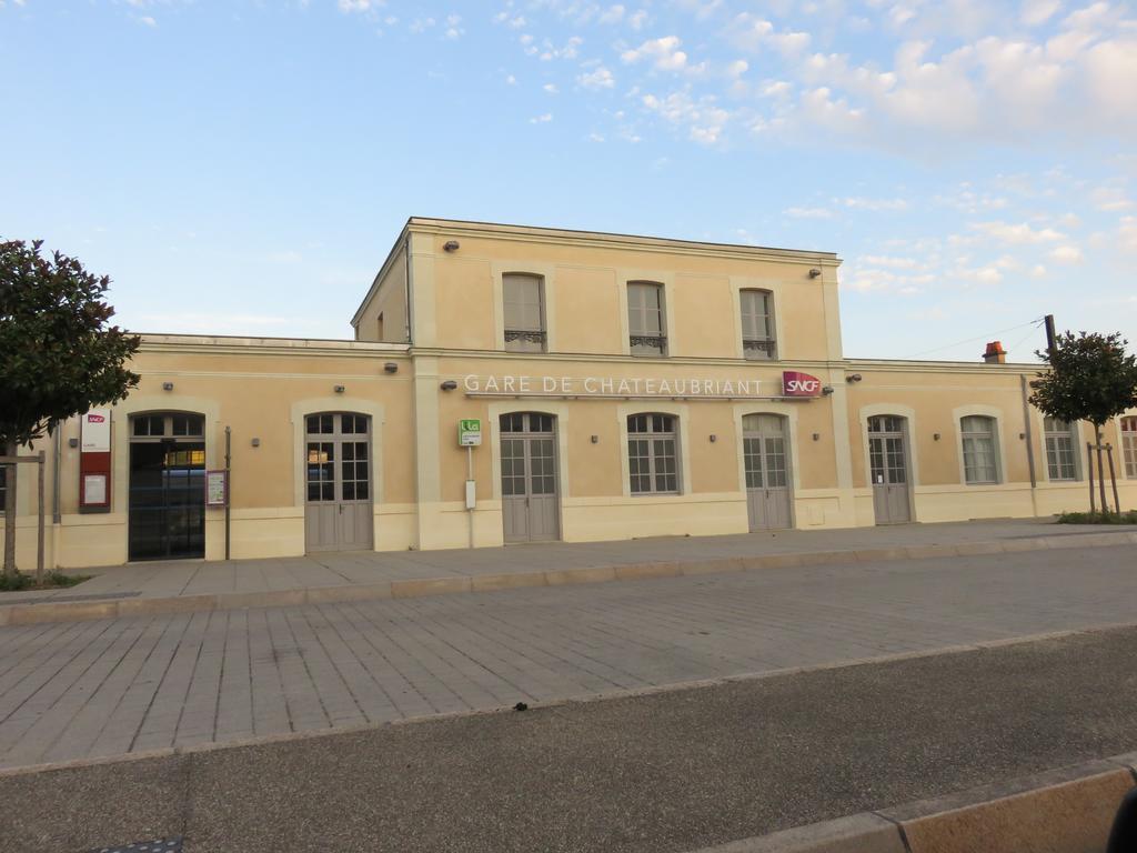 Châteaubriant Appartement De Charme - Centre Ville מראה חיצוני תמונה